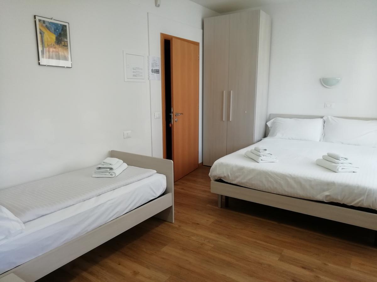 Camere Bolzano Da Glauco Luaran gambar