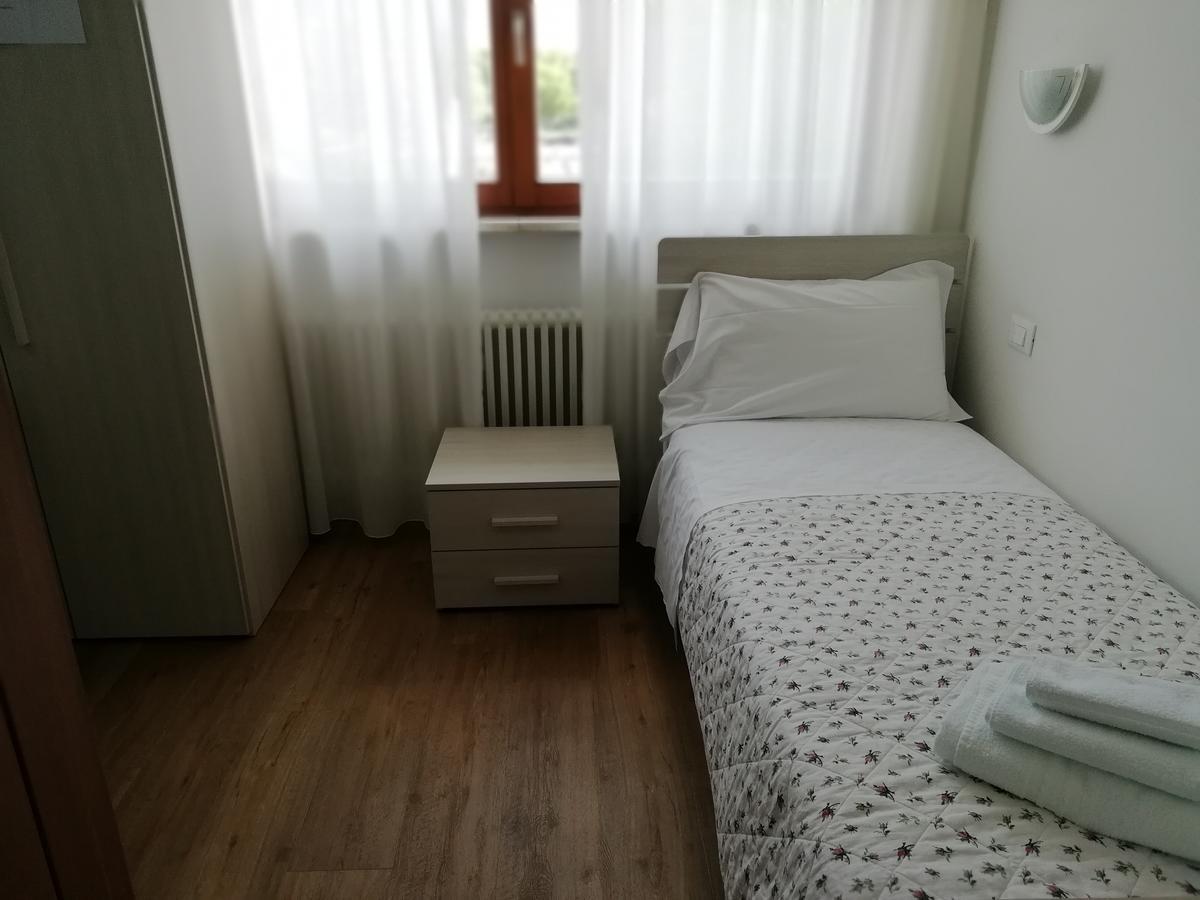 Camere Bolzano Da Glauco Luaran gambar